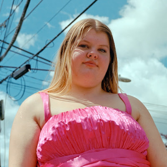 Meet your Posher, Ruby - Picture 1 of 1